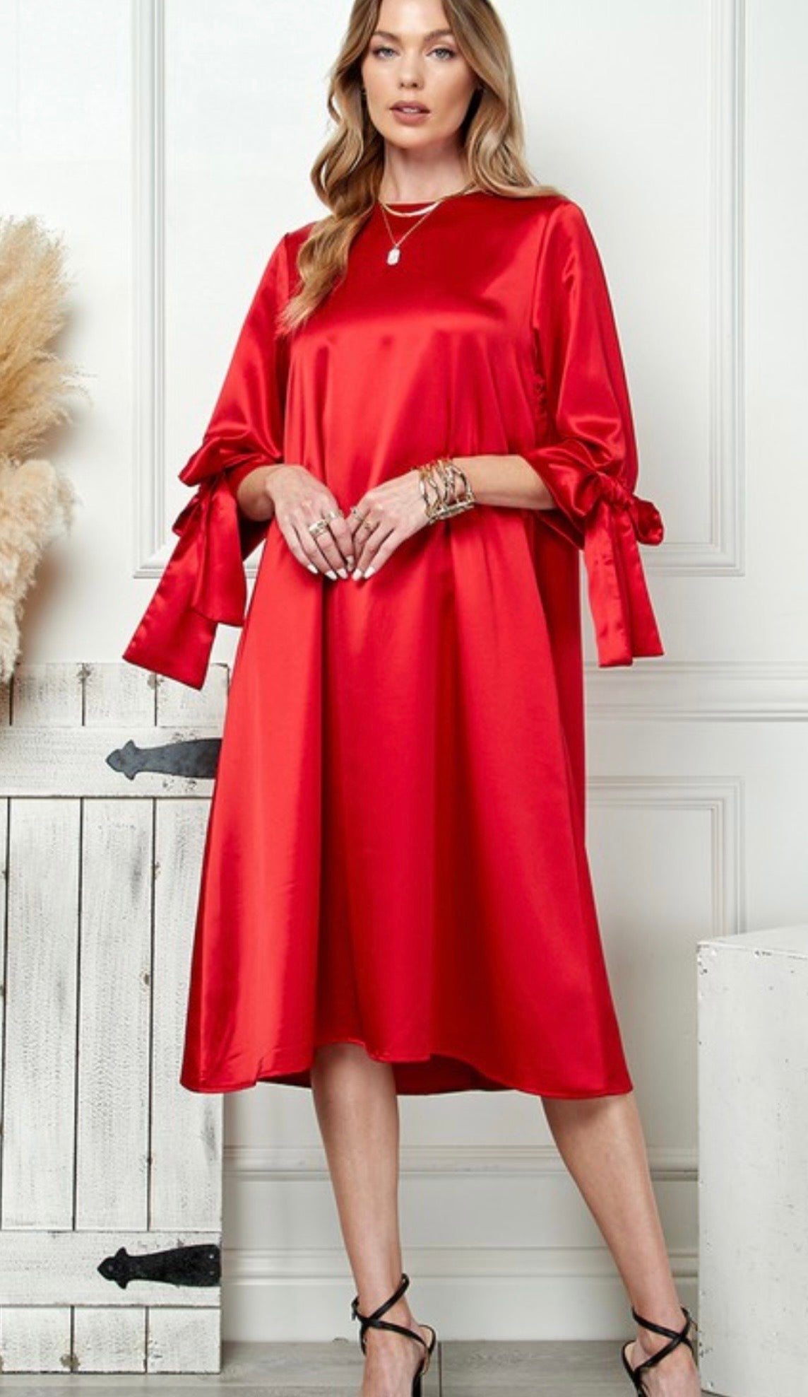Serena Tie Sleeves MIDI Dress in Ruby