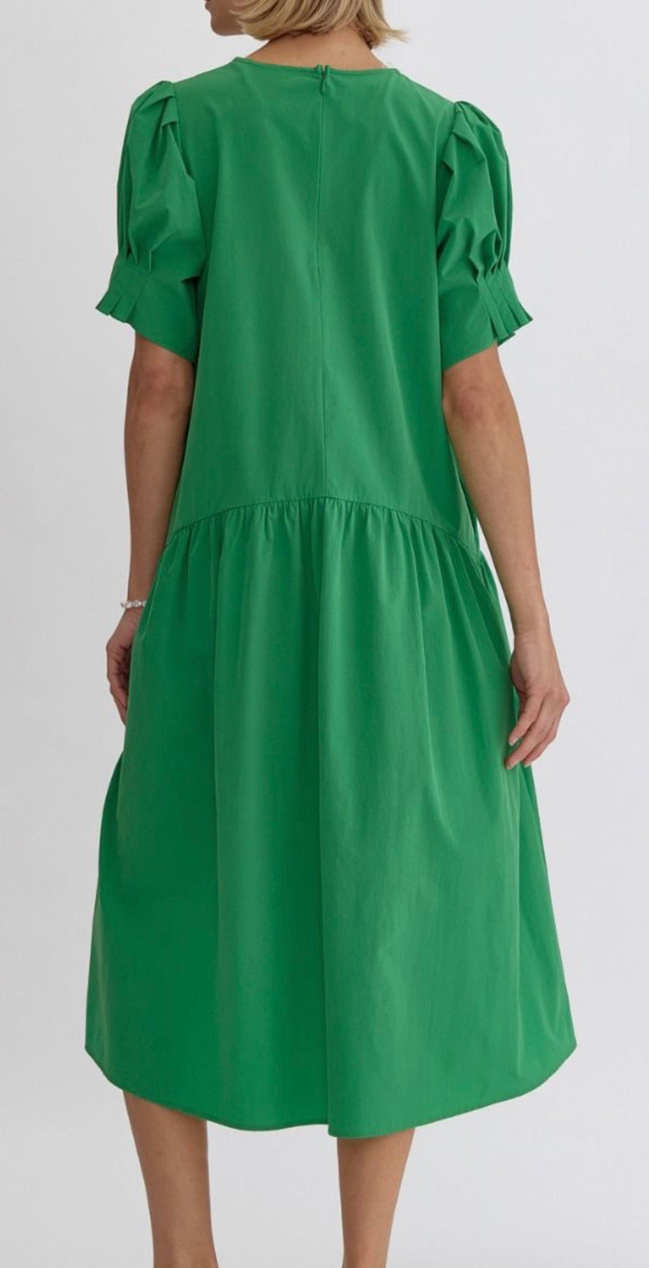 Jessica MIDI in Grass