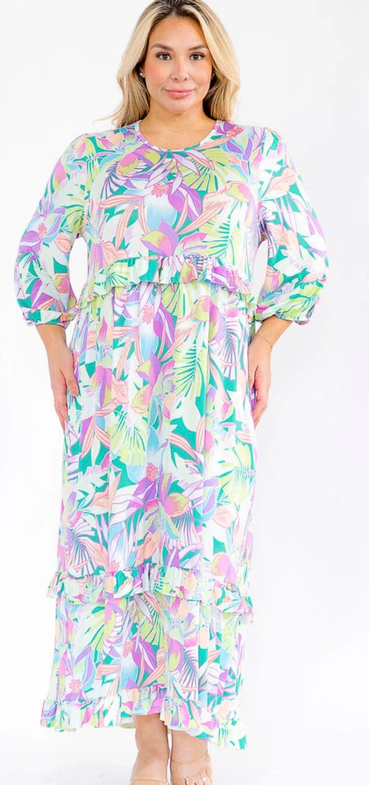 Nikki Maxi in Plus
