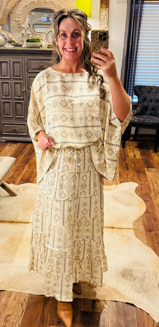 Azara Set in Oatmeal